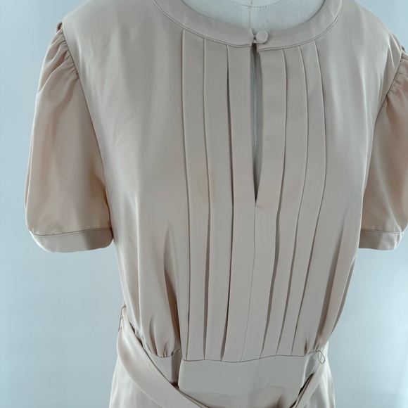 Gal Meets Glam Cream Marilyn Satin Fit & Flare Dress Pockets Size 16 - Picture 5 of 11